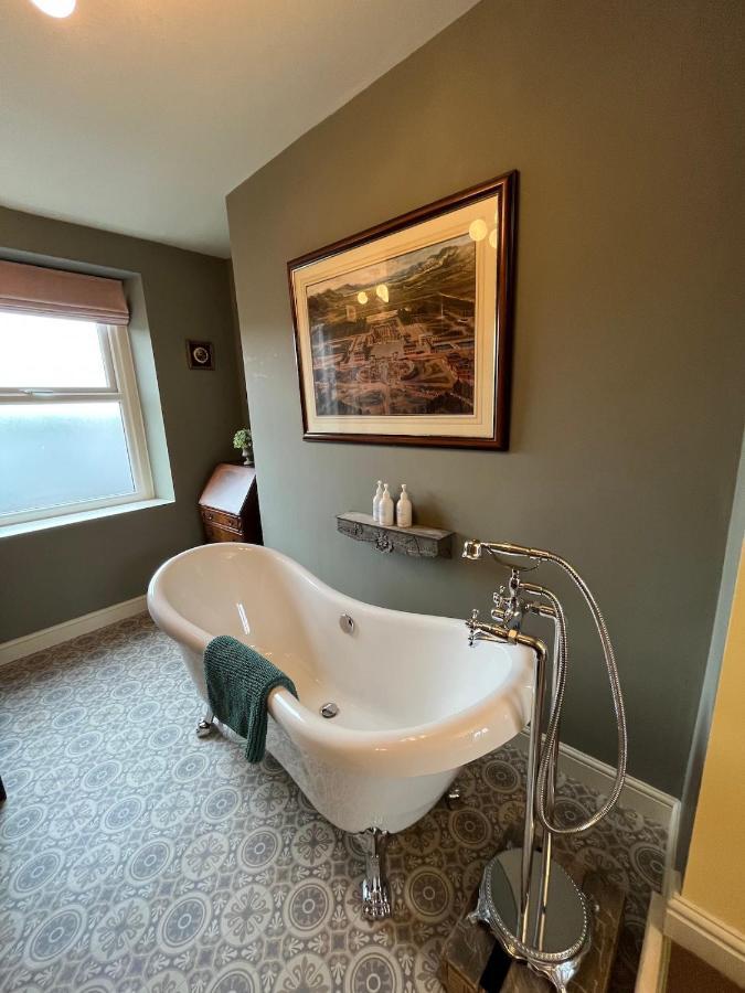 Chez Vivienne Hotel Ilkley Bagian luar foto